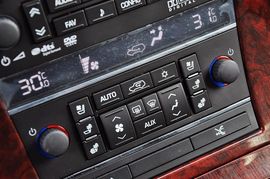 2011款凯迪拉克凯雷德Hybrid