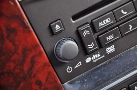 2011款凯迪拉克凯雷德Hybrid