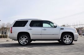 2011款凯迪拉克凯雷德Hybrid