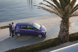 2012款丰田Verso-S