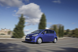 2012款丰田Verso-S