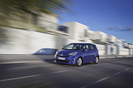 2012款丰田Verso-S