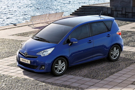 2012款丰田Verso-S