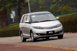 2010款比亚迪M6试驾