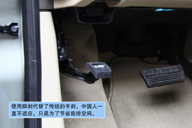 2011款别克GL8豪华商务车三亚试驾