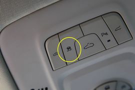 2011款别克GL8豪华商务车三亚试驾