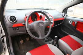 江淮悦悦对比海马王子之悦悦