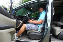 2011款别克GL8豪华商务车三亚试驾