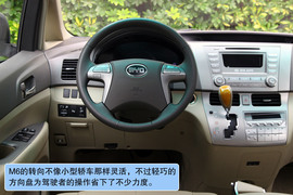 2010款比亚迪M6试驾