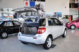 2011款长安铃木天语SX4