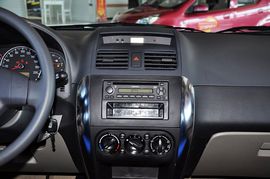 2011款长安铃木天语SX4