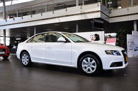 2011款奥迪A4L
