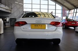 2011款奥迪A4L