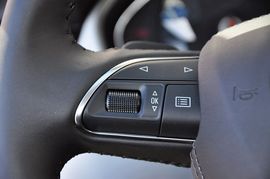 2011款奥迪A8L
