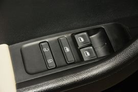 2015款斯柯达晶锐1.6L自动创行版