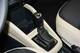 2015款斯柯达晶锐1.6L自动创行版