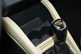 2015款斯柯达晶锐1.6L自动创行版