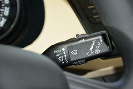 2015款斯柯达晶锐1.6L自动创行版