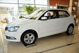 2015款斯柯达晶锐1.6L自动创行版