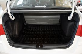 2016款大众桑塔纳-尚纳1.6L手动舒适版