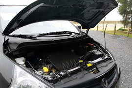 2011款东风风行景逸1.5L