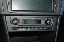 2016款斯柯达昕动230TSI