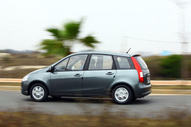 2011款东风风行景逸1.5L