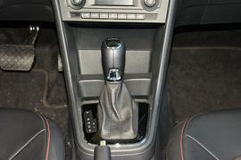 2016款斯柯达昕动230TSI