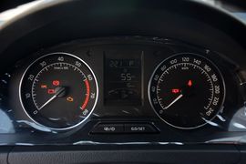 2016款斯柯达昕动230TSI