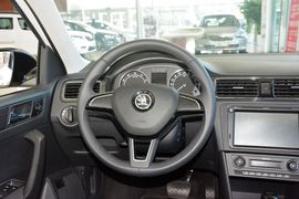 2016款斯柯达昕动230TSI