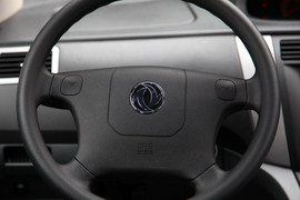 2011款东风风行景逸1.5L