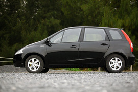 2011款东风风行景逸1.5L