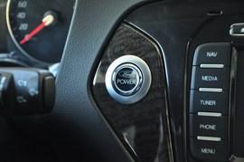 2011款长安福特蒙迪欧致胜GTDi200豪华型