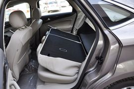 2011款长安福特蒙迪欧致胜GTDi200时尚型