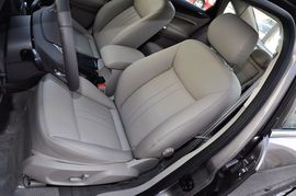 2011款长安福特蒙迪欧致胜GTDi200时尚型