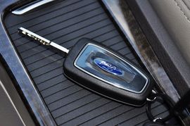 2011款长安福特蒙迪欧致胜GTDi200时尚型