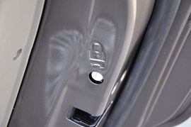 2011款长安福特蒙迪欧致胜GTDi200时尚型