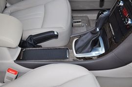 2011款长安福特蒙迪欧致胜GTDi200时尚型