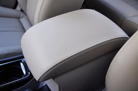 2011款长安福特蒙迪欧致胜GTDi200时尚型