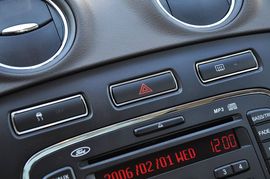 2011款长安福特蒙迪欧致胜GTDi200时尚型