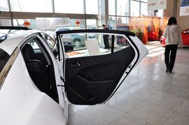 2011款起亚K5