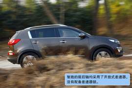 2011款起亚智跑2.4L四驱版试驾