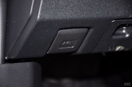 2011款丰田ZELAS杰路驰