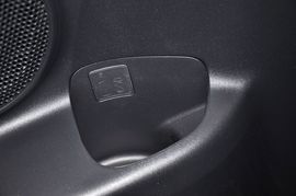 2011款丰田ZELAS杰路驰