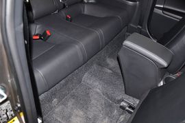 2011款丰田ZELAS杰路驰