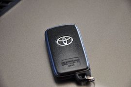 2011款丰田ZELAS杰路驰