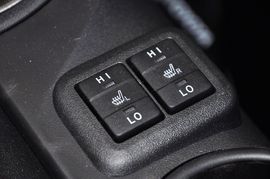 2011款丰田ZELAS杰路驰