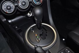 2011款丰田ZELAS杰路驰