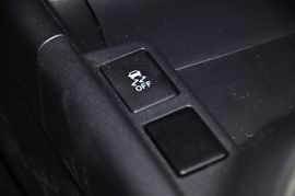 2011款丰田ZELAS杰路驰