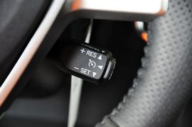 2011款丰田ZELAS杰路驰